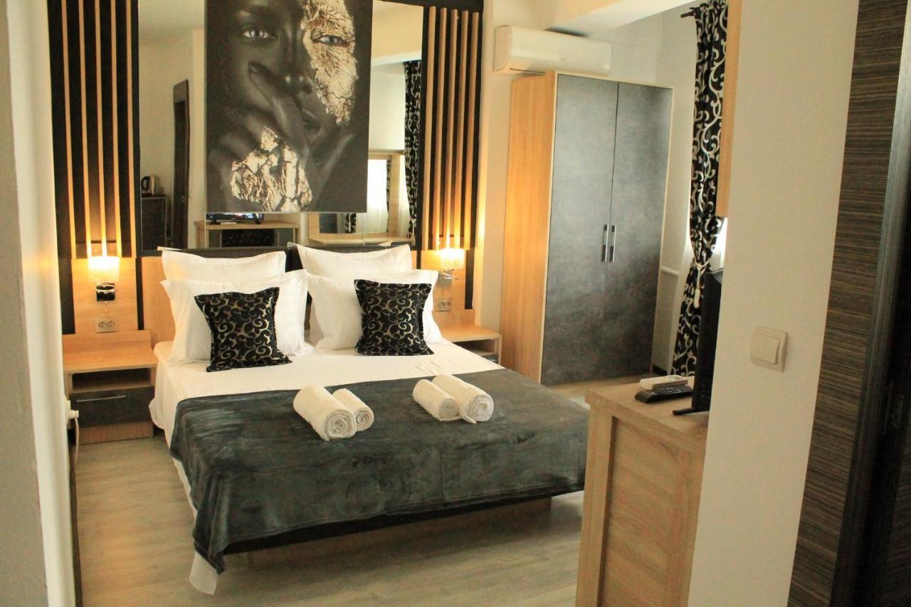 Hotel Theline Bukareszt Zewnętrze zdjęcie